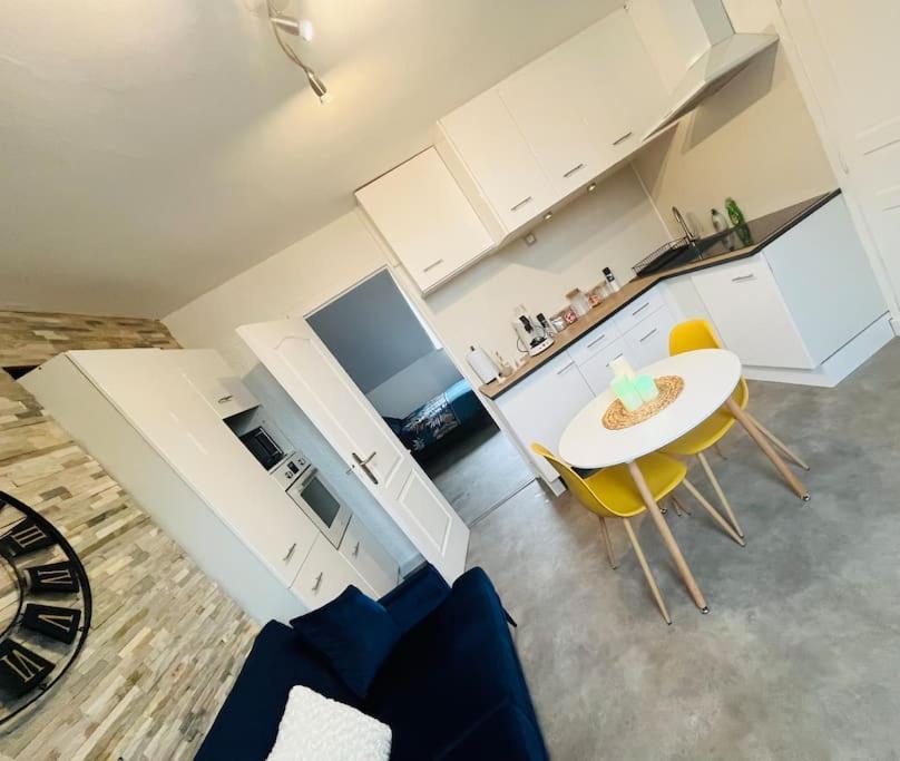 Appartement « My Love » Sainte-Savine Экстерьер фото